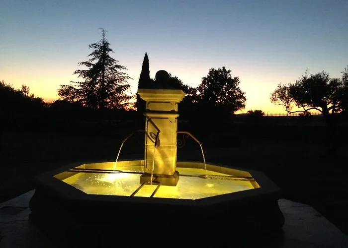 فندق مبيت وإفطار La Fontaine Des Oliviers