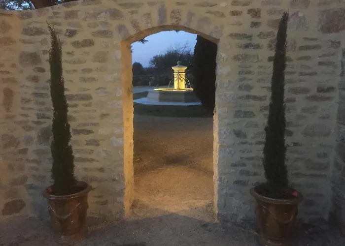 La Fontaine Des Oliviers Blauzac (Gard)