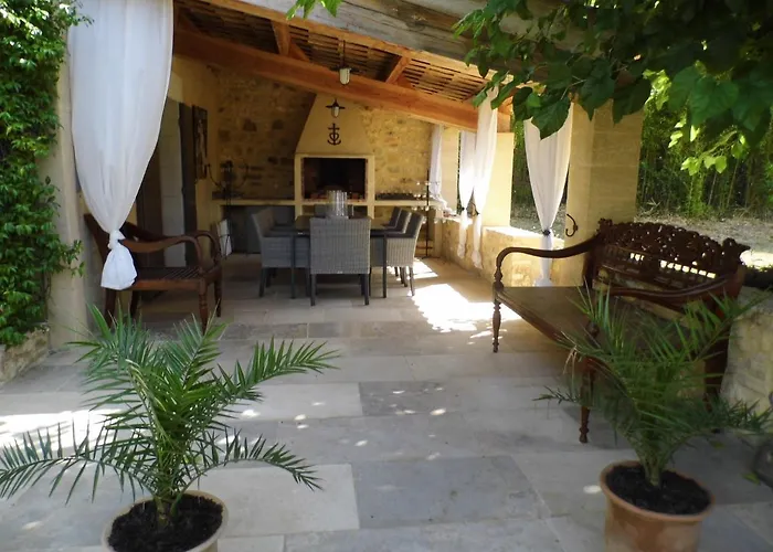 La Fontaine Des Oliviers فندق مبيت وإفطار 3*